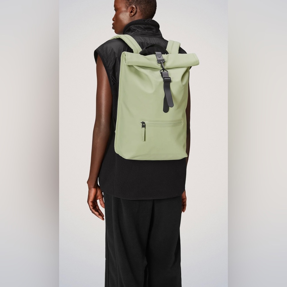 NWT -Rains - Rolltop Rucksack - Picture 3 of 6